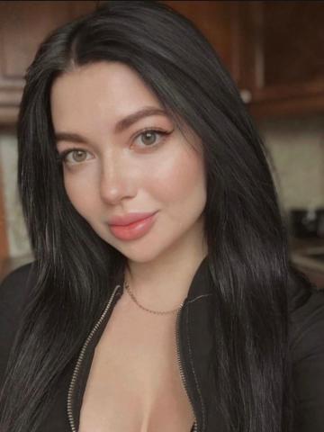 Аріна Горячая Горничная фото 2